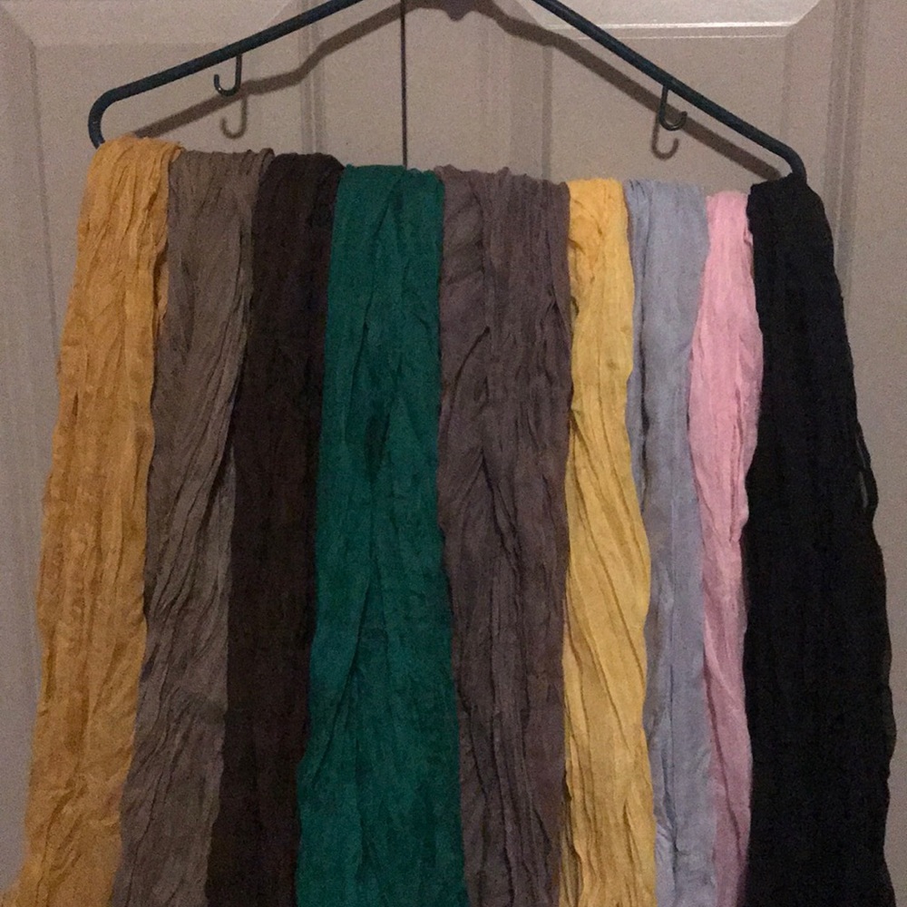 9 Scarves